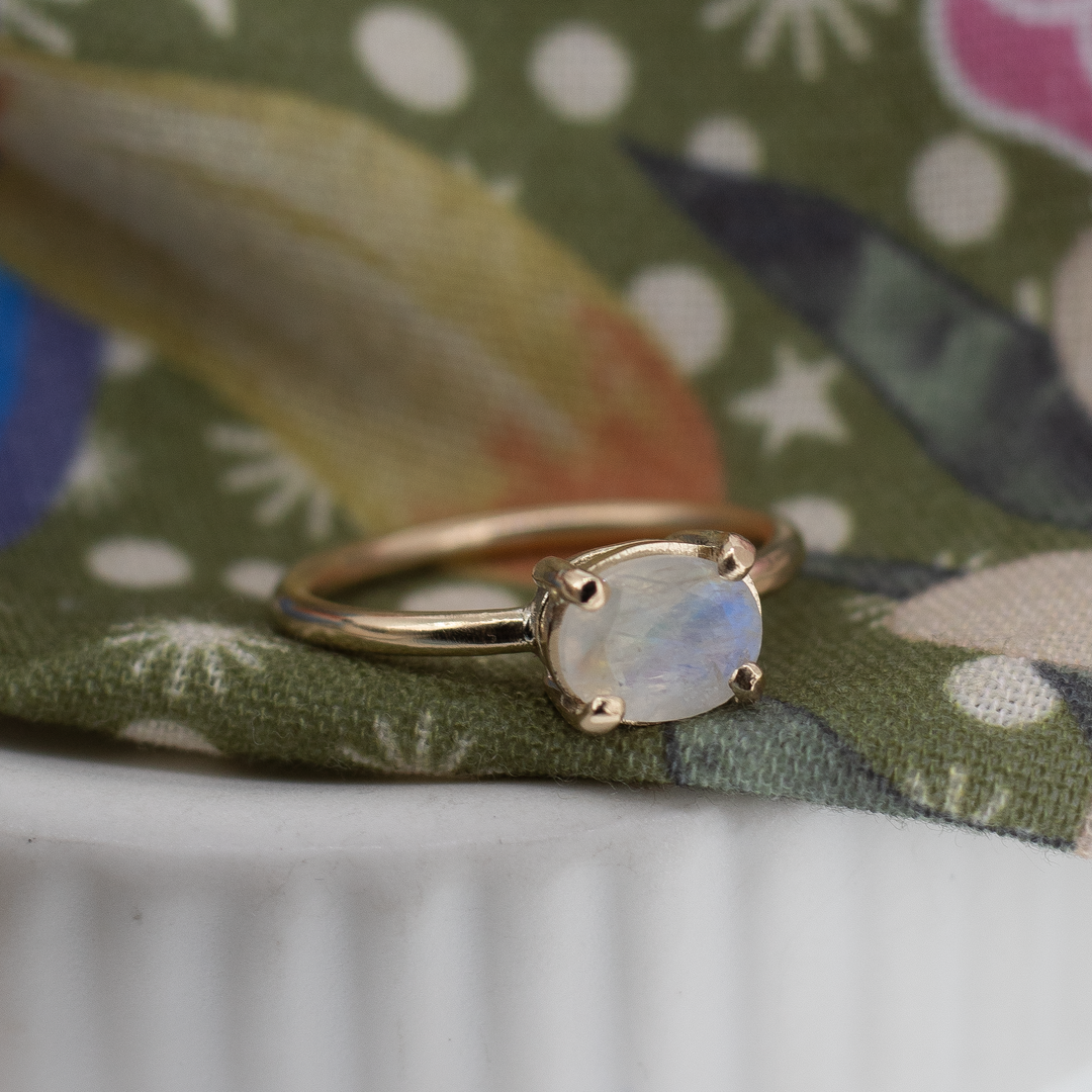 Gold Rainbow Moonstone Ring