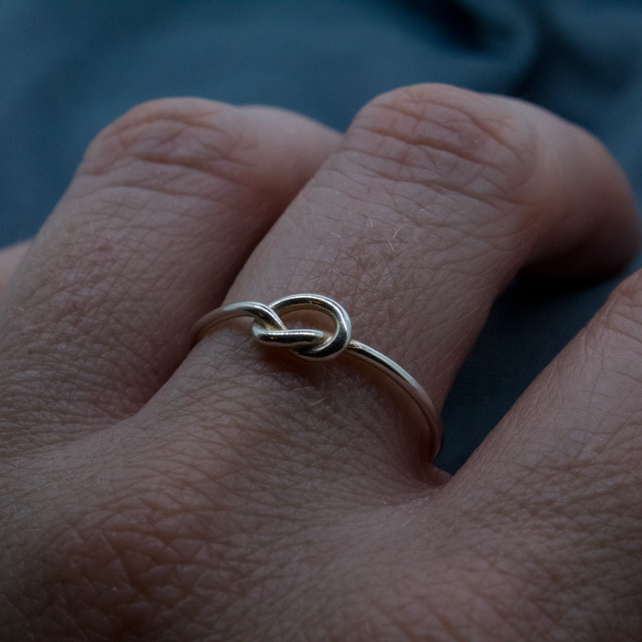 Knot Ring