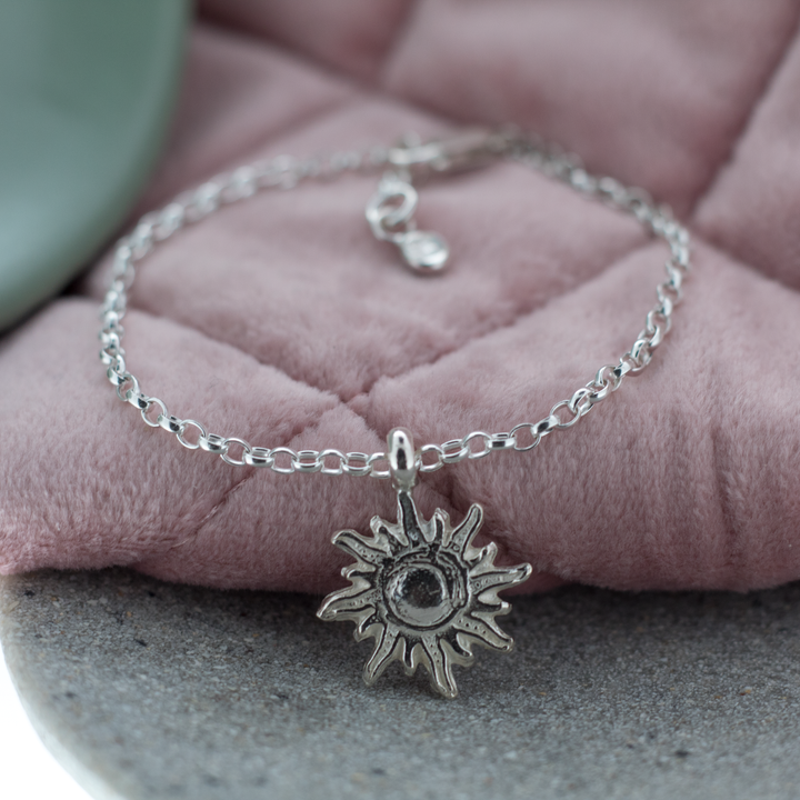 Sun of Hope Charm Anklet