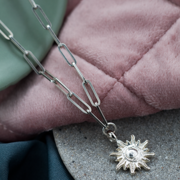 Sun of Hope Trace Chain Necklace
