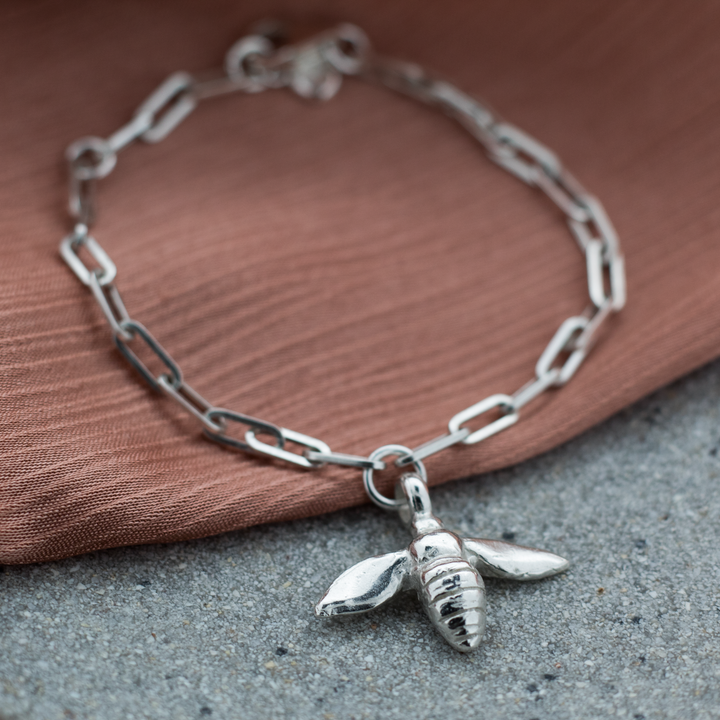 Honey Bee Trace Chain Bracelet