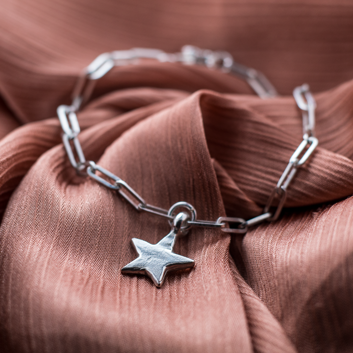 Star Trace Chain Bracelet