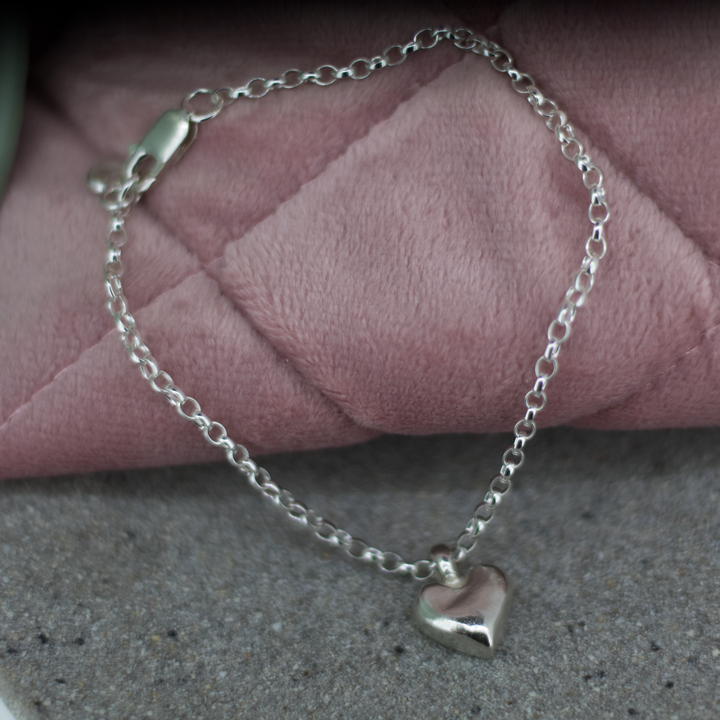 Sweet Heart Chain Bracelet