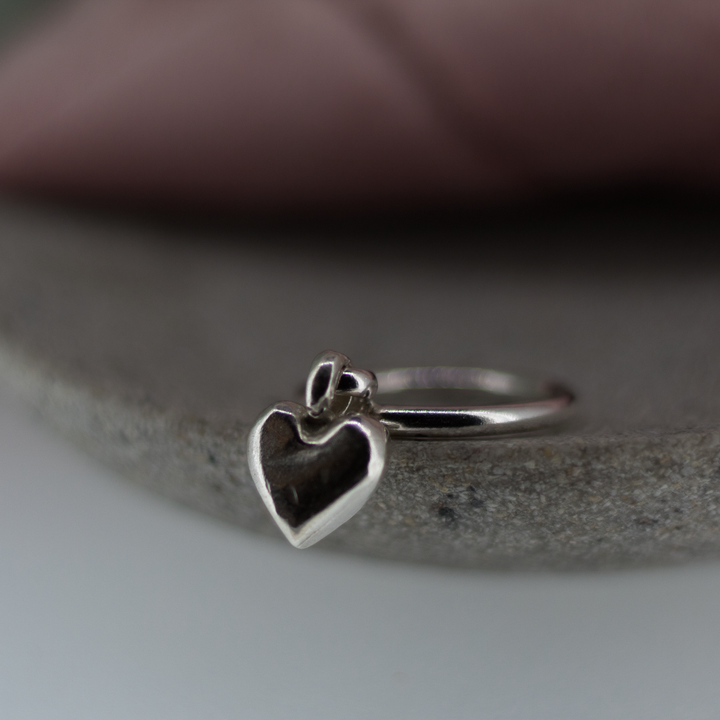 Sweet Heart Dangle Ring