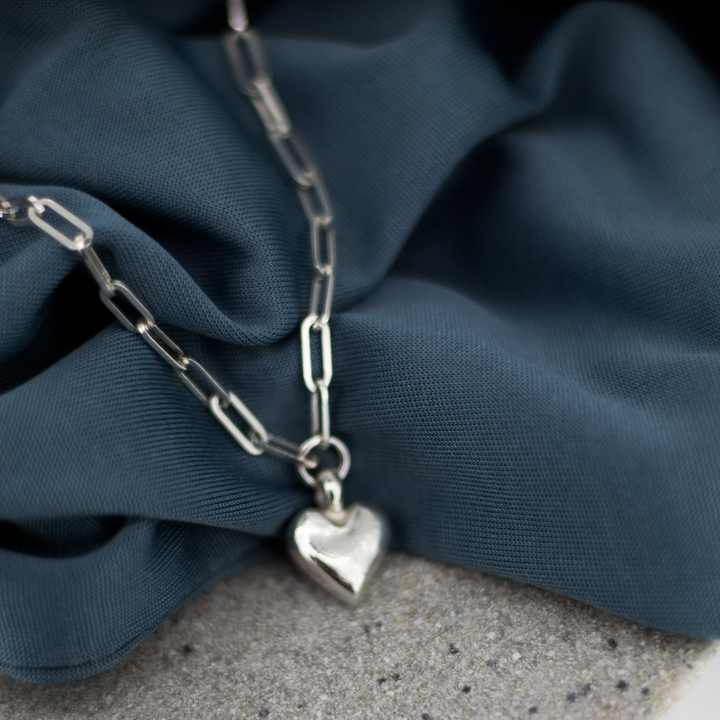 Sweet Heart Trace Chain Necklace