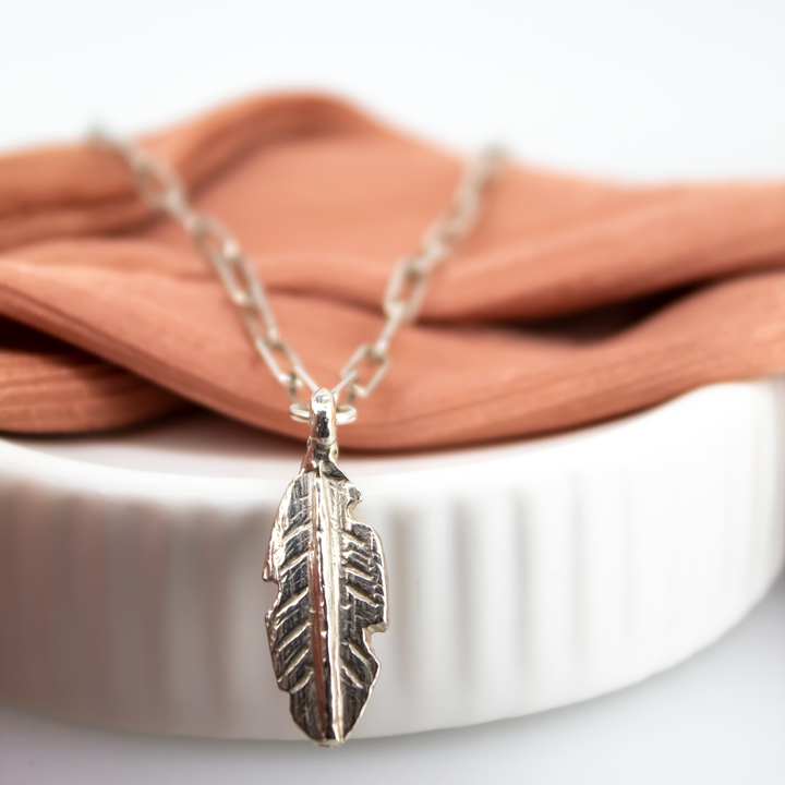 Feather Trace Chain Necklace