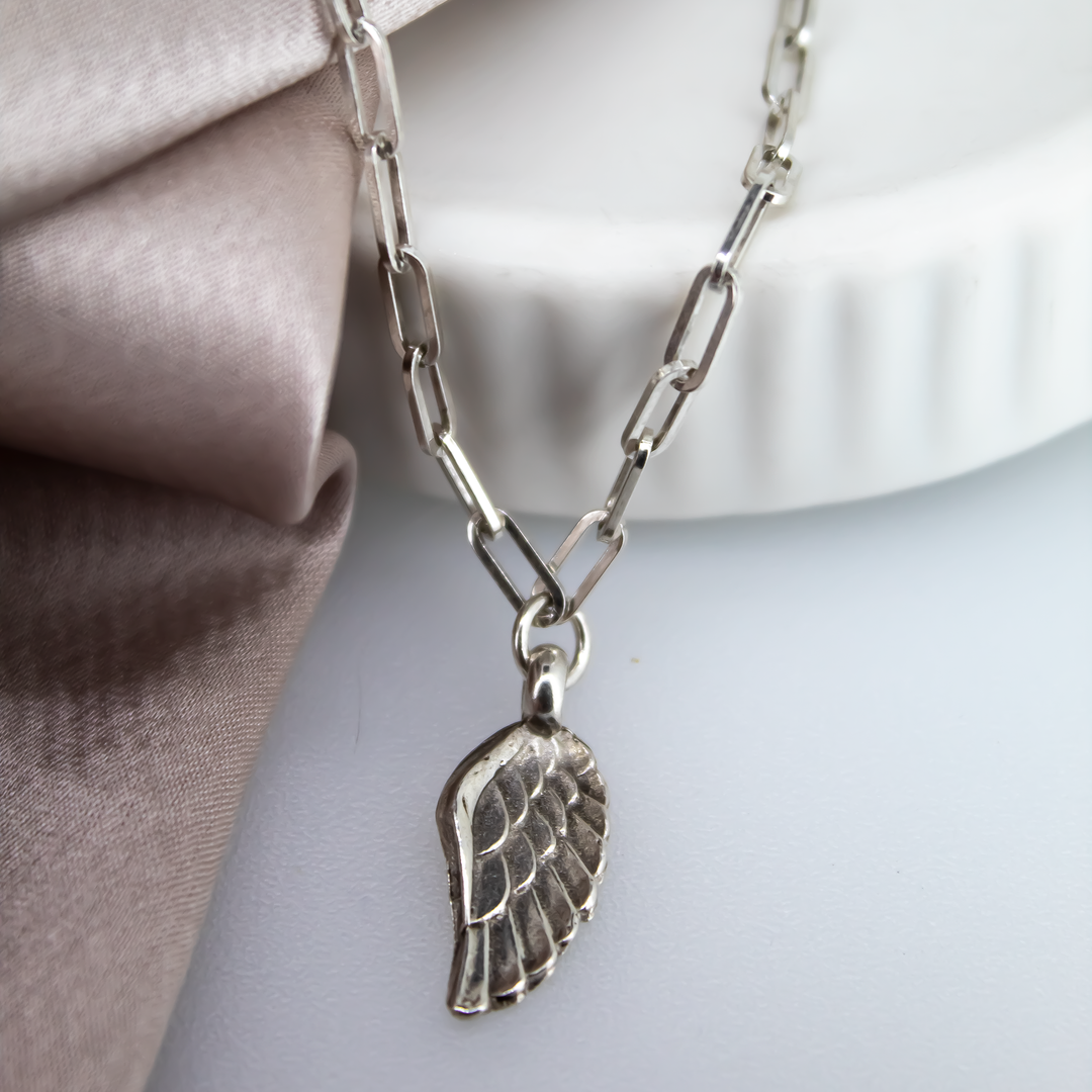Angel Wing Trace Chain Necklace