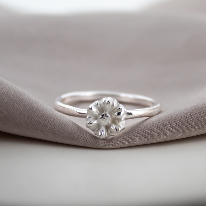 Daisy Charm Ring