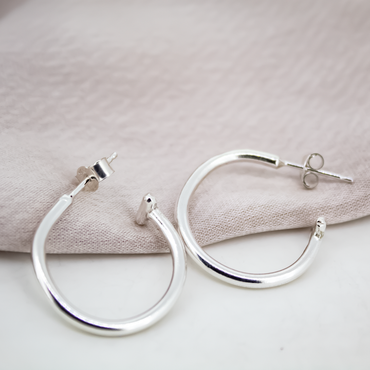 T-Bar Hoops