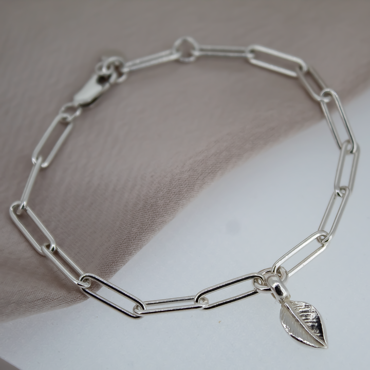 Leaf Trace Chain Bracelet