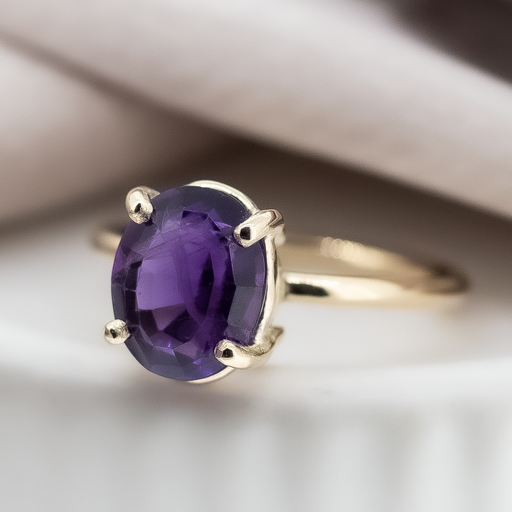 Gold Maxi Amethyst Ring