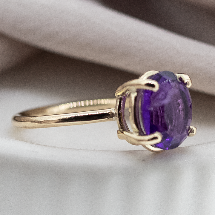 Gold Maxi Amethyst Ring