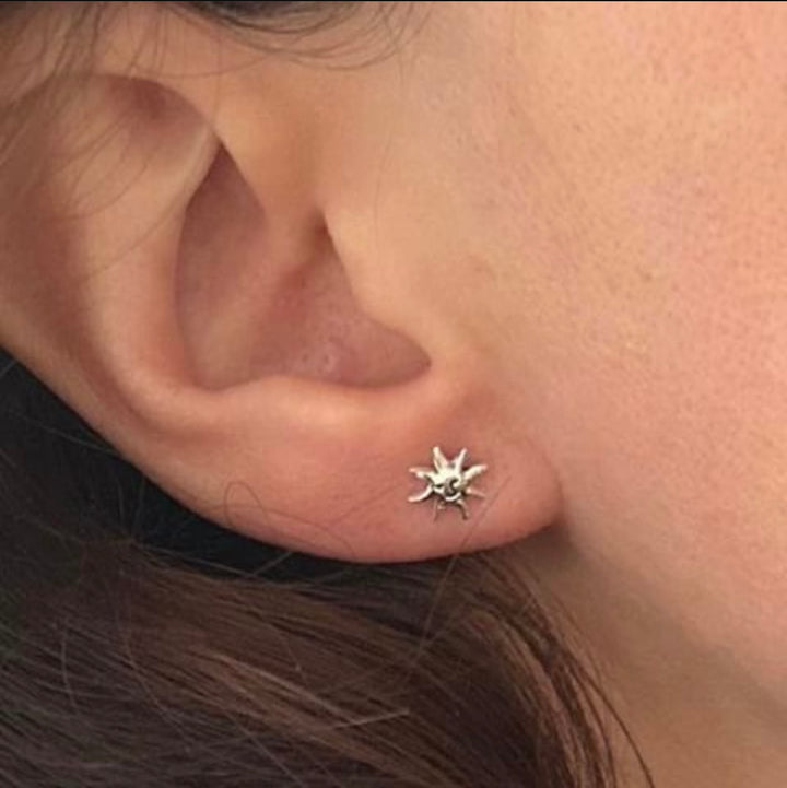Sun Studs