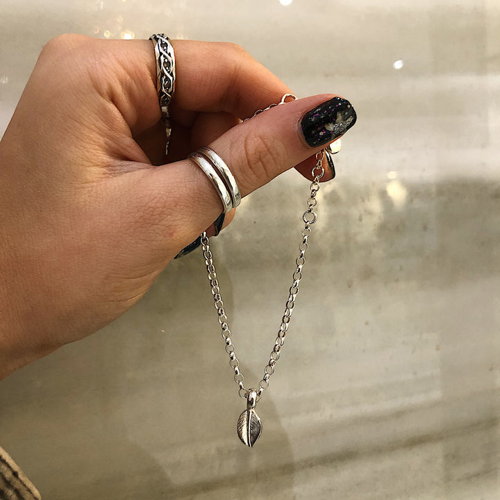 Leaf Charm Chain Bracelet