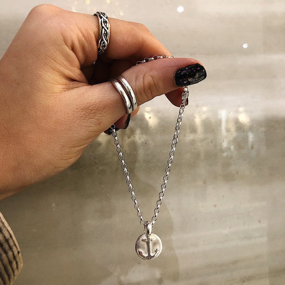 Anchor Disc Chain Bracelet