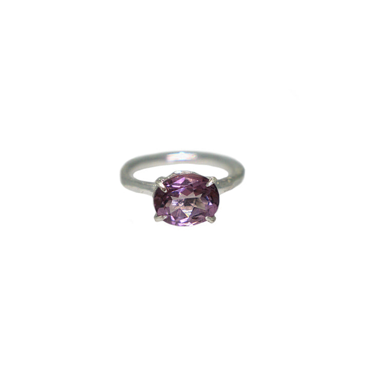 Maxi Amethyst Treasured Chest Ring