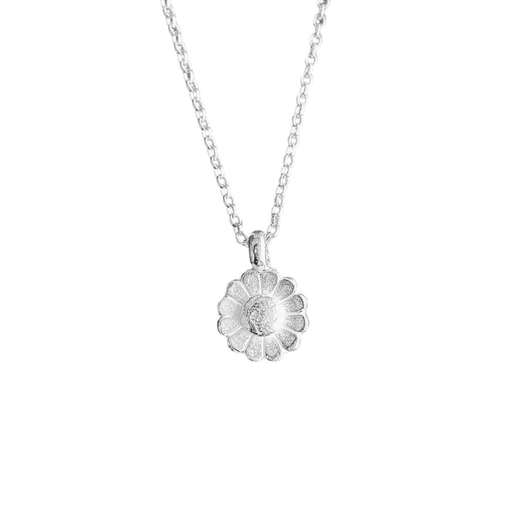 Daisy Necklace