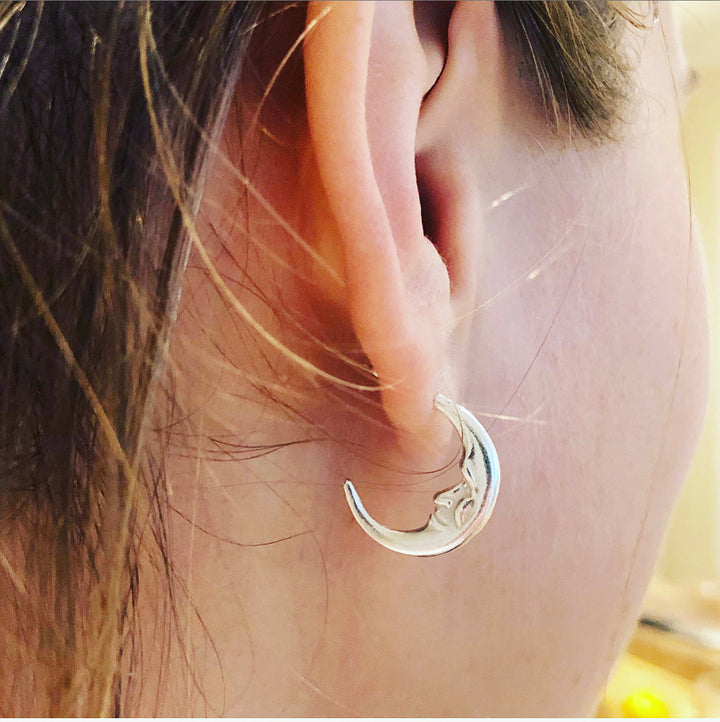 Sleeper Moon Hoops