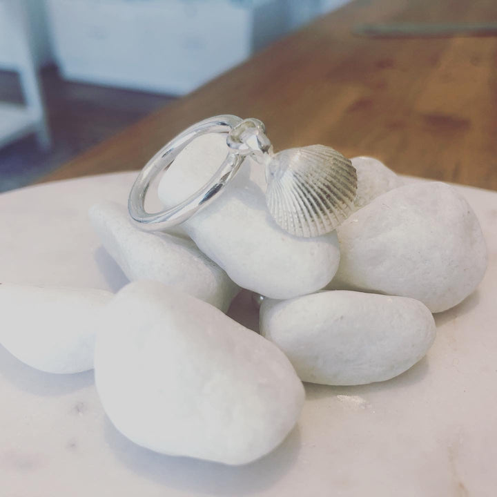 Shell Dangle Ring