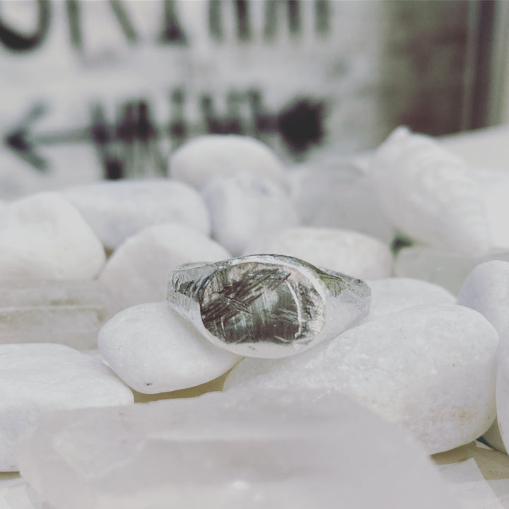 The Signet