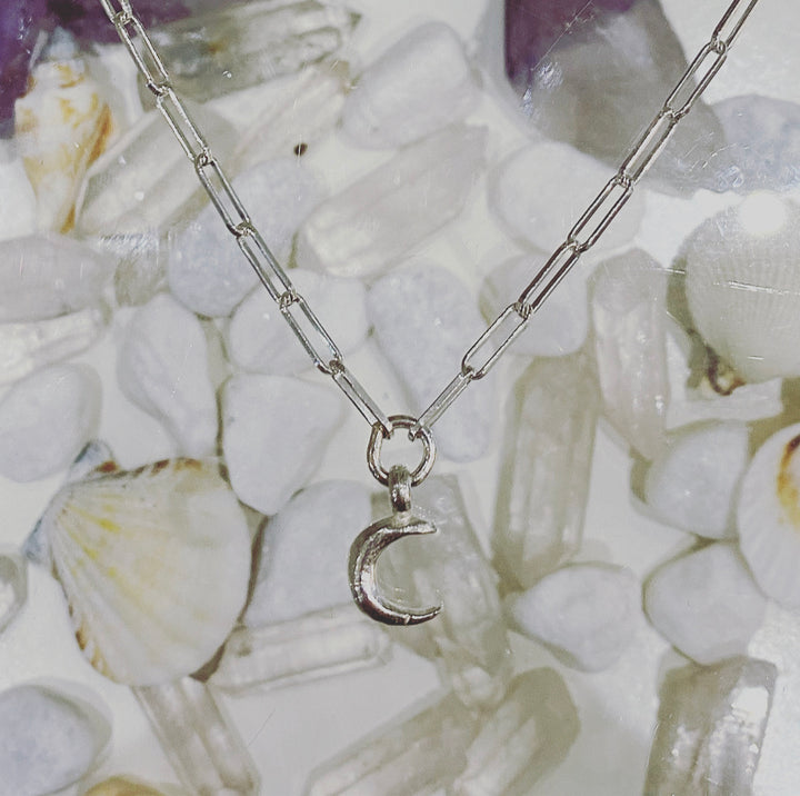 Crescent Moon Trace Chain Necklace