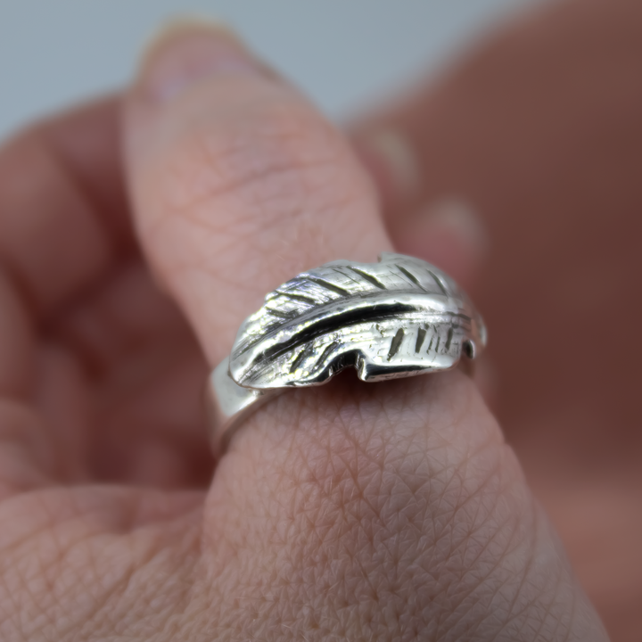 Chunky Feather Ring
