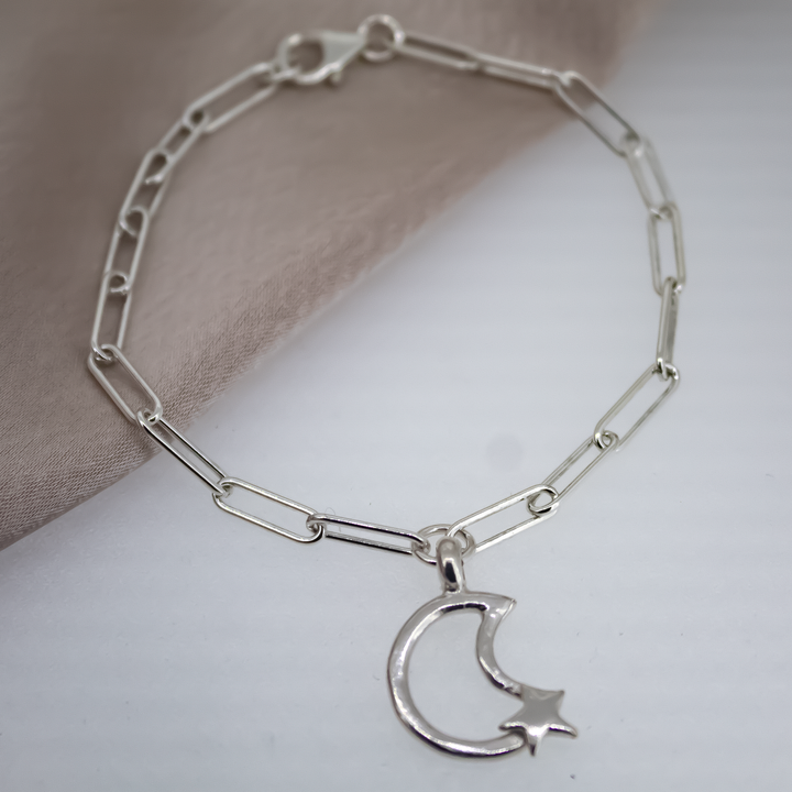 Moon and back trace chain bracelet