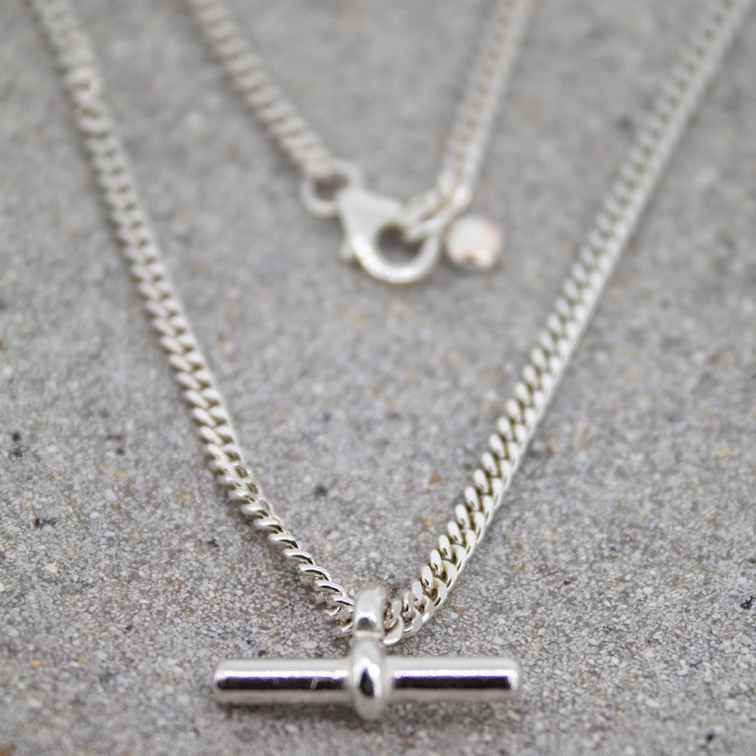 The T-Bar Curb Necklace