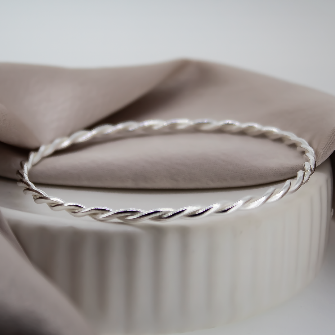 Twisted Bangles – Skinny Wrists - Main Image