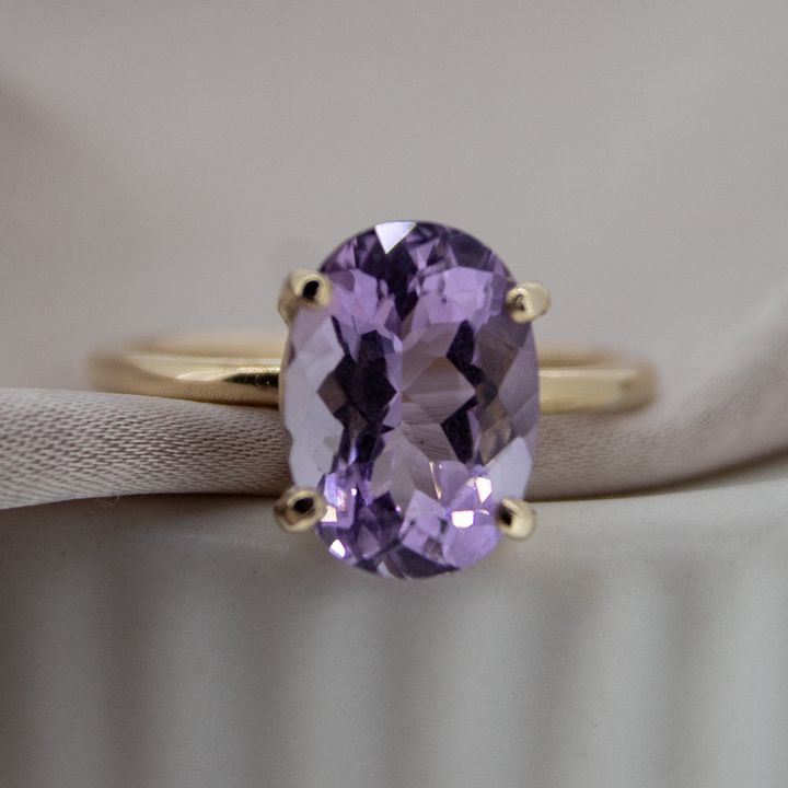 Gold Amethyst Oval Treasured Ring