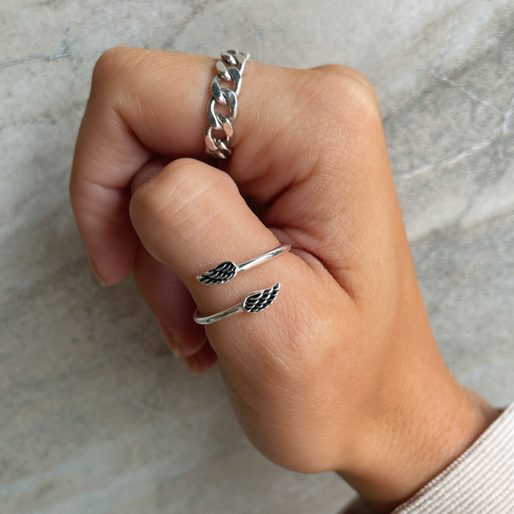Angel wing wrap ring