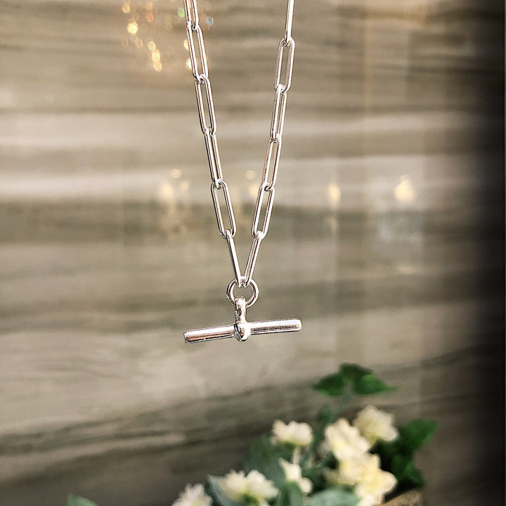 The T-Bar Trace Chain Necklace