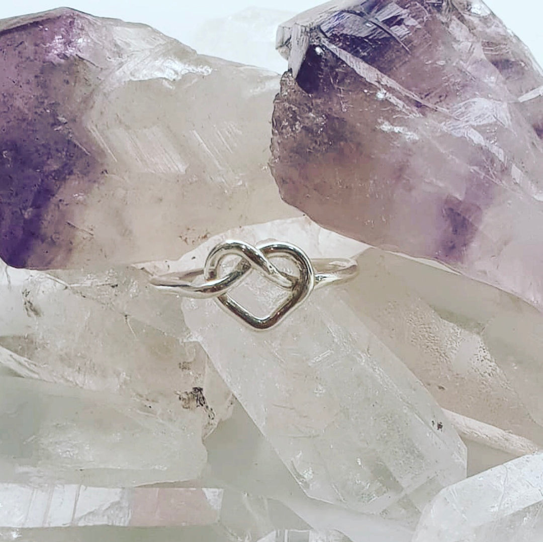 Heart Knot Ring - Main Image