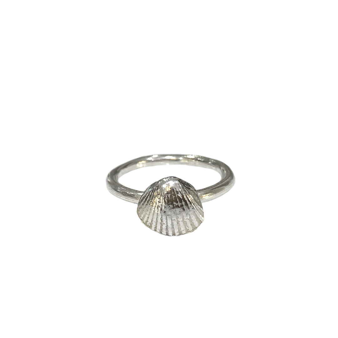 Shell Charm Ring